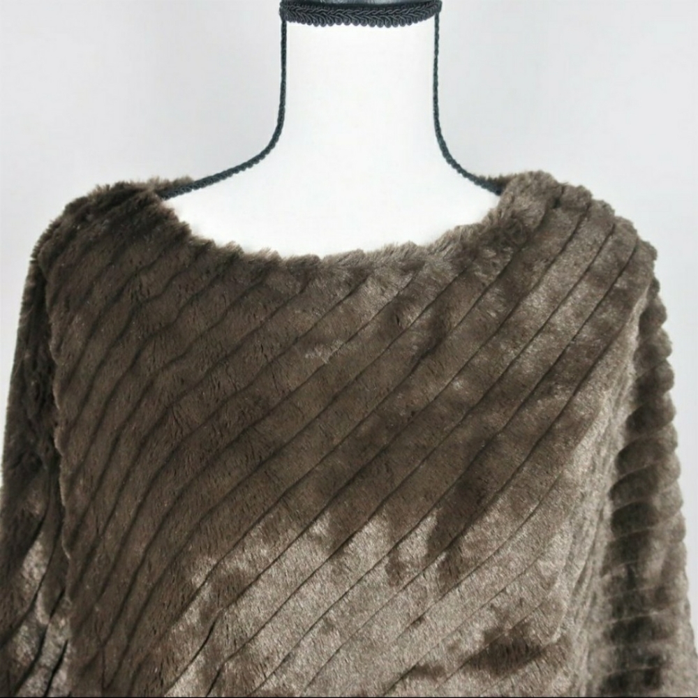 Black Rivet NWT Sz S/M Chocolate Brown Poncho D146 - Picture 14 of 15